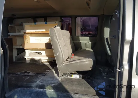 2013 GMC Savana 2500 Lt из США, поврежденный, VIN 1GKW7RFG7D1133342